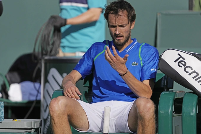 Daniil Medvedev thất vọng với sân đấu giải ATP Masters 1000 Indian Wells 2023 tại Mỹ