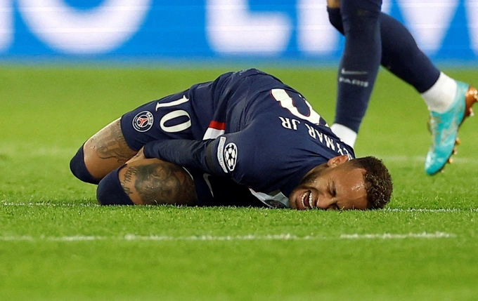 Christophe Dugarry cho rằng chấn thương của Neymar là điềm lành với PSG