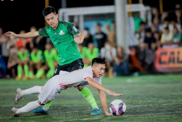 Tuấn Anh JR tiếp tục thể hiện phong độ ấn tượng với cú đúp bàn thắng mang về 3 điểm cho Tiến Khoa FC trước An Biên FC.