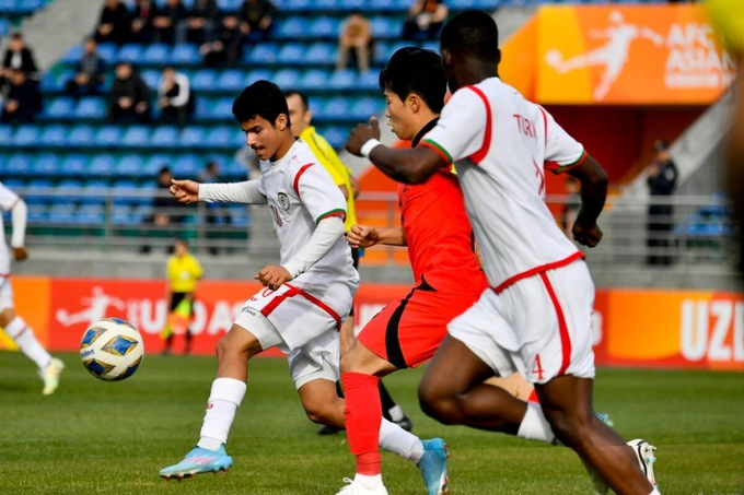 U20 Hàn Quốc liên tục khiến hàng thủ của Oman phải trong thế chống đỡ