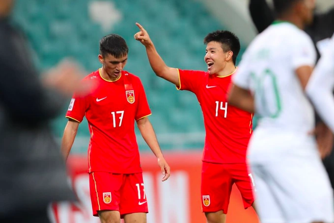 Chiến thắng giúp U20 Trung Quốc sống lại hy vọng vào tứ kết