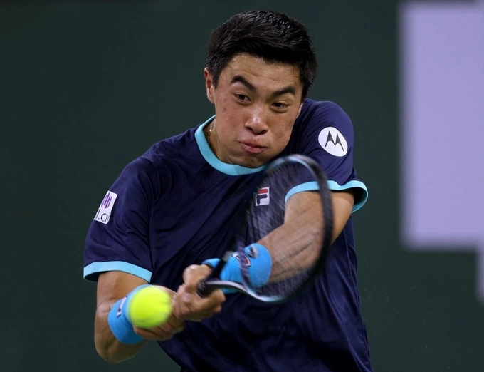 Tay vợt Nakashima thi đấu với Medvedev ở vòng hai Indian Wells
