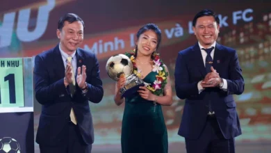 Huỳnh Như nhận giải Quả bóng vàng Việt Nam 2022